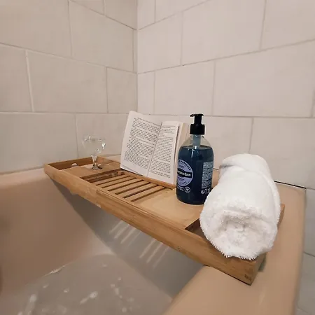 Le Prologue, Cozy For 4 People